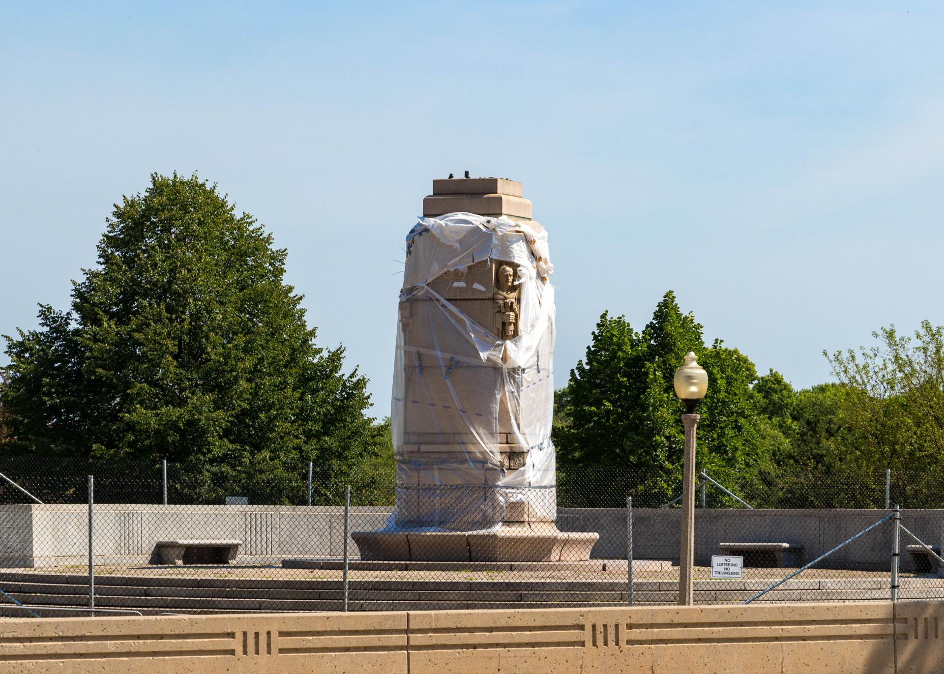 The empty base of Chicago’s Grant Park Columbus monument on July 25, 2020, the day after the statue was removed. Photo by James Conkis, CC BY-SA 4.0, via Wikimedia Commons.